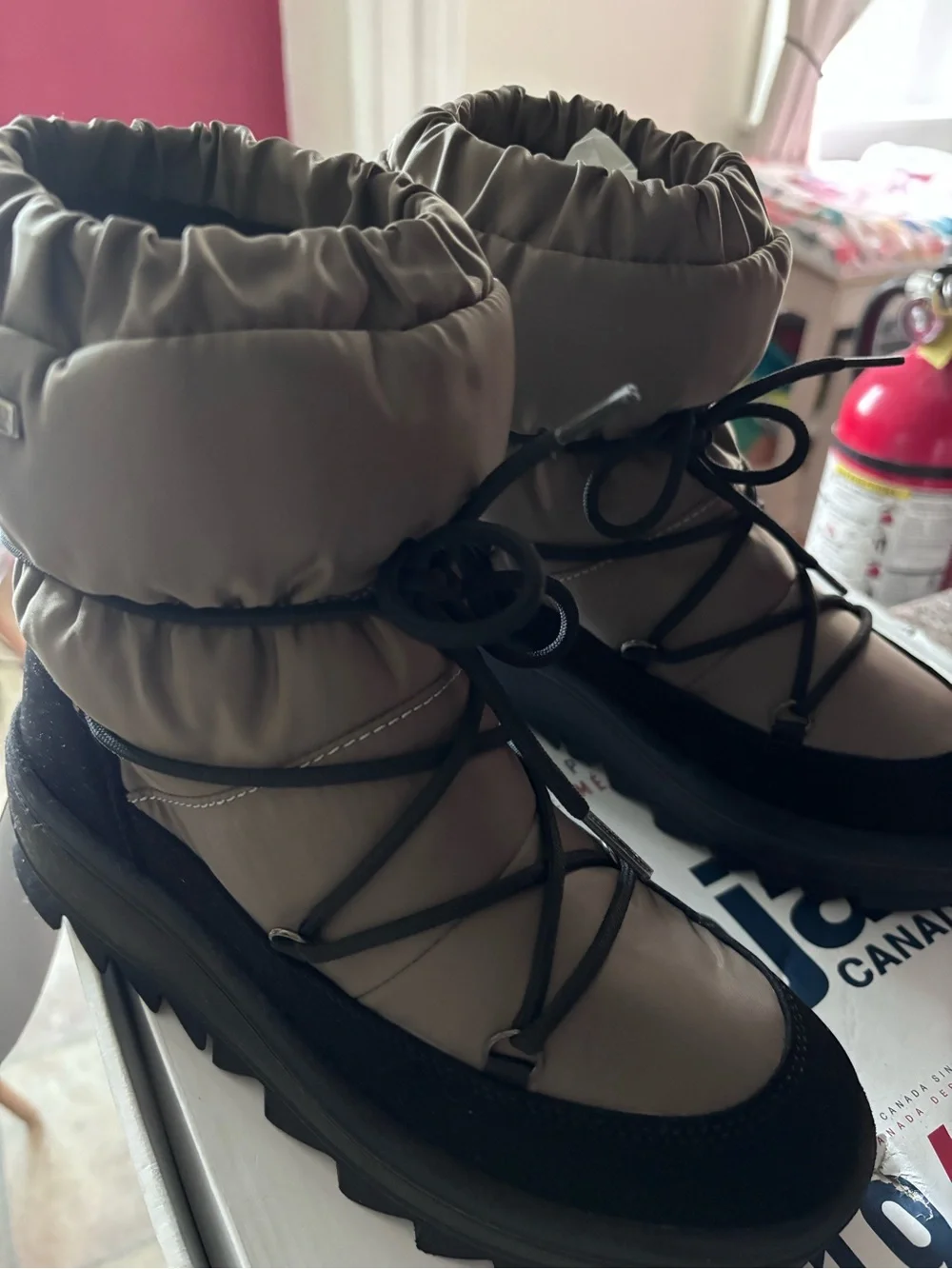 Pajar Taupe and Black Puffer Lace-Up Winter Boots